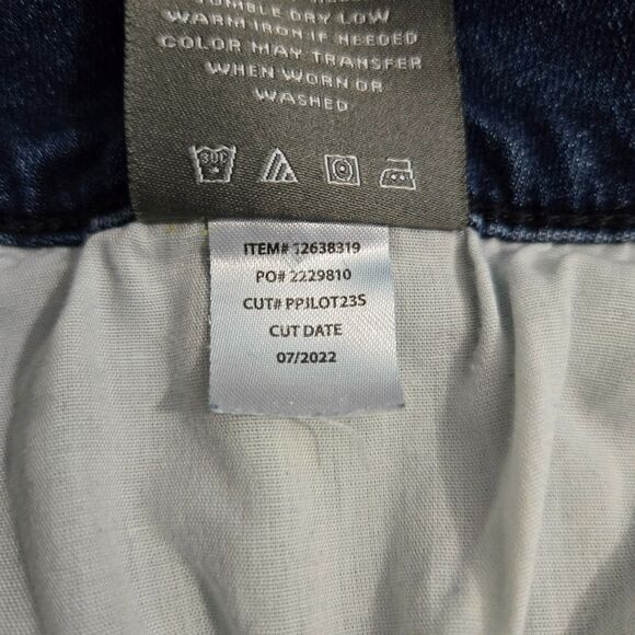 Torrid Women 22S Skinny Jeggings Med Wash Blue Super Soft High Rise Stretch - Picture 10 of 14